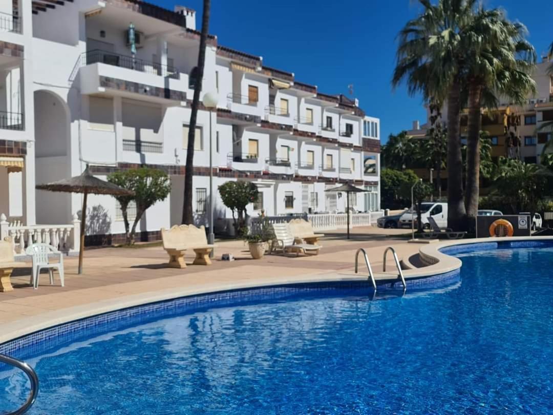 Punta Prima Pleasure With Private Parking In A Gated Community Close To The Beach Torrevieja Ngoại thất bức ảnh