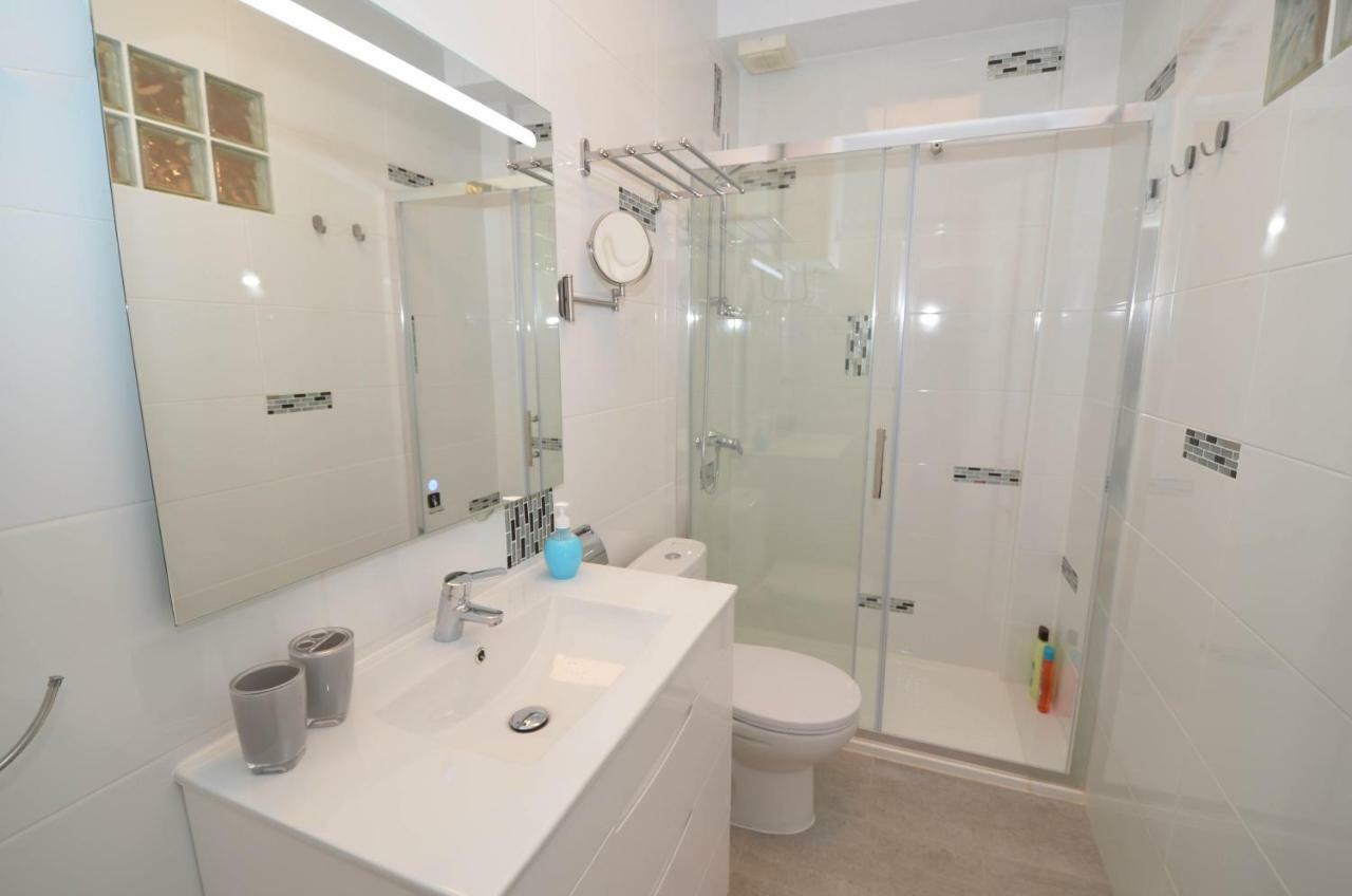 Punta Prima Pleasure With Private Parking In A Gated Community Close To The Beach Torrevieja Ngoại thất bức ảnh