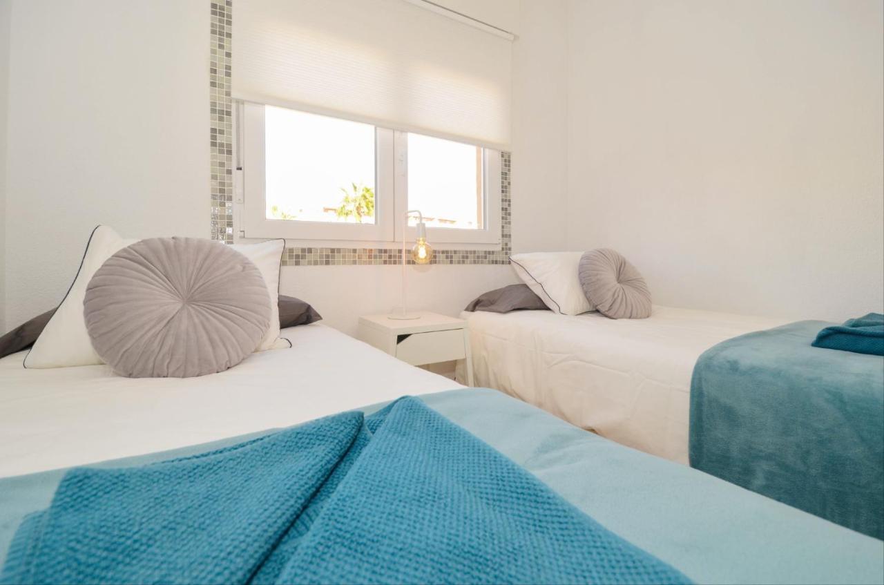 Punta Prima Pleasure With Private Parking In A Gated Community Close To The Beach Torrevieja Ngoại thất bức ảnh