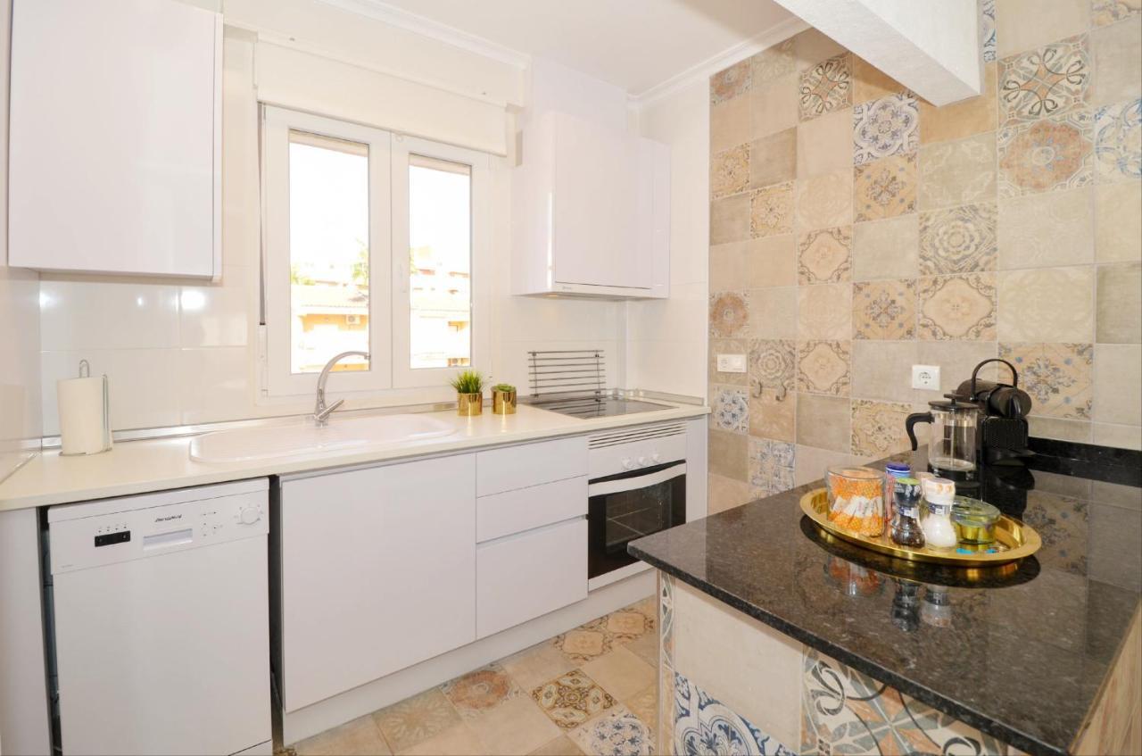 Punta Prima Pleasure With Private Parking In A Gated Community Close To The Beach Torrevieja Ngoại thất bức ảnh